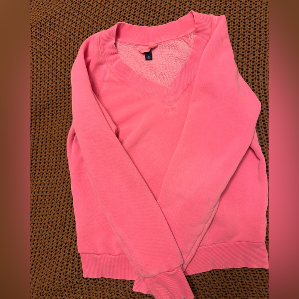 Universal Thread Pink V-Neck Sweater